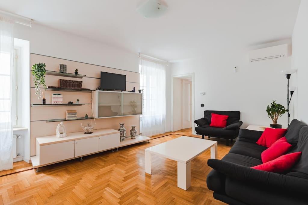 Piazza Unita Central Apartment Trieste Exterior foto